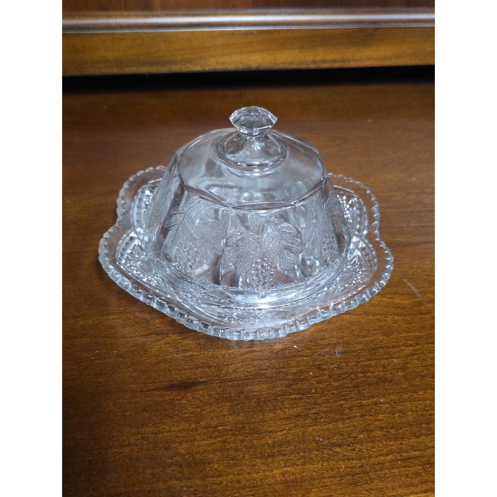 Vintage‎ Clear Butter Dish, Grapes,, Grape Leaves with Lid
